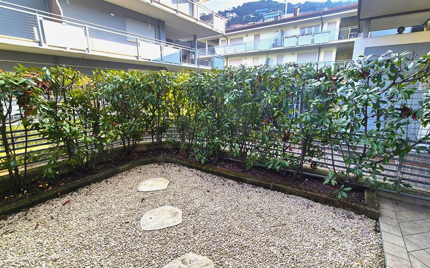 TORBOLE SUL GARDA: TRILOCALE CON GIARDINO | Ma. Vi Mediazioni